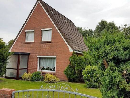 Gemütliches 4-Zimmer-Einfamilienhaus mit großem Garten, Carport und Werkstatt