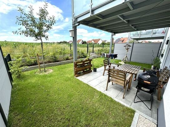 Neue Erdgeschosswohnung mit Garten und Weitblick