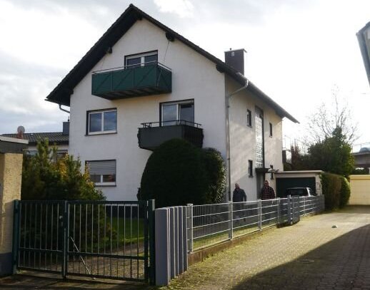 Mühlheim,1-Zi--DG-Whg.,34m2,, sep.EBK,TGL-Bad,Balkon,Keller, S-Bahnnähe