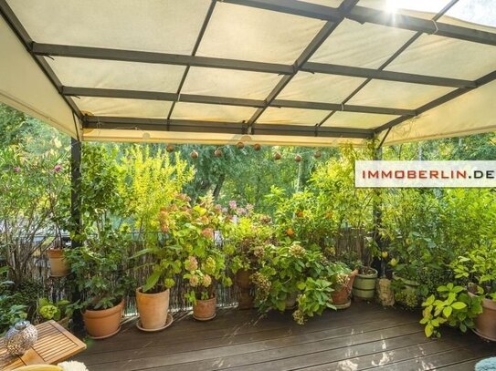 IMMOBERLIN.DE - Toplage Wannsee/Potsdam! Wunderschöne Altbauwohnung mit traumhafter Terrasse