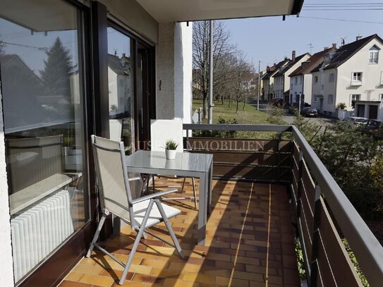 Modern möblierte Drei-Zimmer-Wohnung mit Südbalkon in S-Degerloch