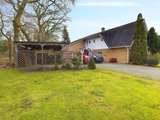 GROßES MEHRGENERATIONENHAUS MIT EINLIEGERWOHNUNG UND TRAUMHAFTEM GARTEN IN FAMILIENFREUNDLICHER LAGE