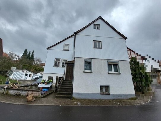 Charmantes Wohnhaus mit Gestaltungspotenzial in idyllischer Lage im Schwalm-Eder-Kreis *PROVISIONSFREI*