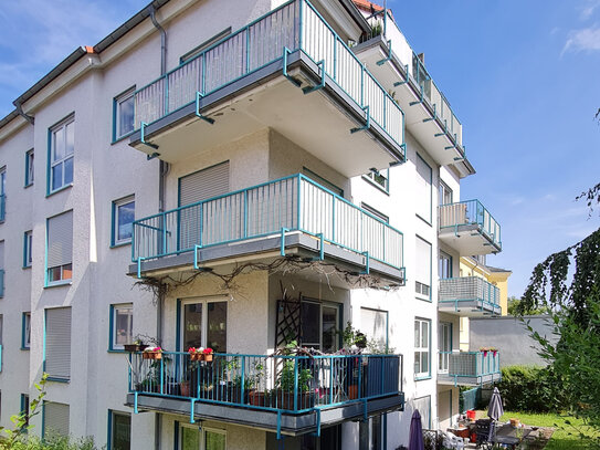 Anlageobjekt - Helle 3-Raumwohnung mit Balkon und Tiefgaragenstellplatz