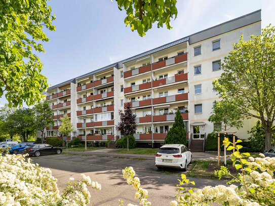 Helle Dreiraumwohnung mit Balkon, beste Einkaufsmöglichkeiten