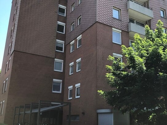 Neu modernisierte 2-Zimmer Wohnung mit tollem Ausblick - WBS erforderlich