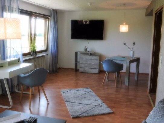 2-Zimmer Ferienwohnung in Ostfildern mit Internet, Küche, Balkon, Waschmaschine, TV, Wohnzimmer, Schlafzimmer, Bad und…