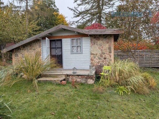 `` Am Vielbecker See`` großer Garten mit Gartenhaus in ruhiger Lage