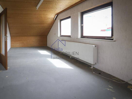 Über den Dächern von Hambach 3-Zimmer Dachgeschosswohnung - Provisionsfrei