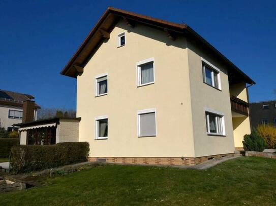 Familienfreundliches Haus mit Charme wartet auf neues Leben!