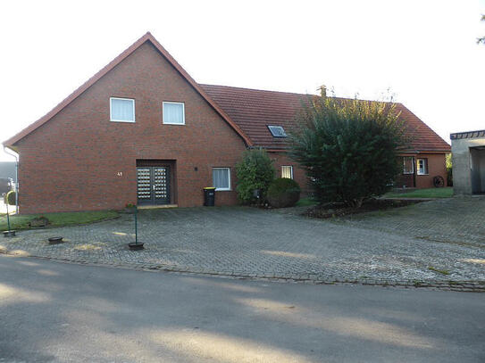 Bauernhaus mit 2 Wohneinheiten ...Ideal für Handwerker