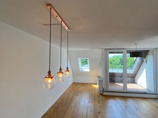 Traumhafte Maisonettewohnung in zentraler Lage mit Blick auf die Weinberge