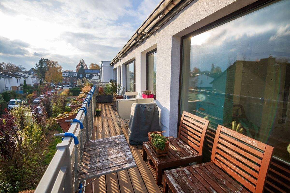 Sanierte Dachterrassenwohnung mit Stellplatz