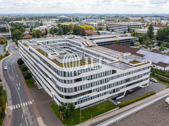 * JLL * - Hochwertig ausgestattete Büroflächen zu vermieten