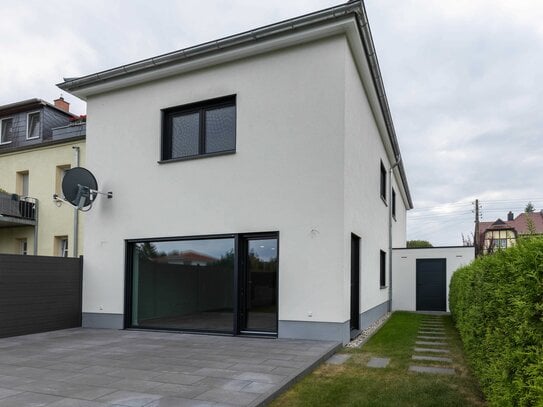 Modernes 1-Familienhaus mit EBK, Garten + Garage in Leipzig-Holzhausen zu vermieten