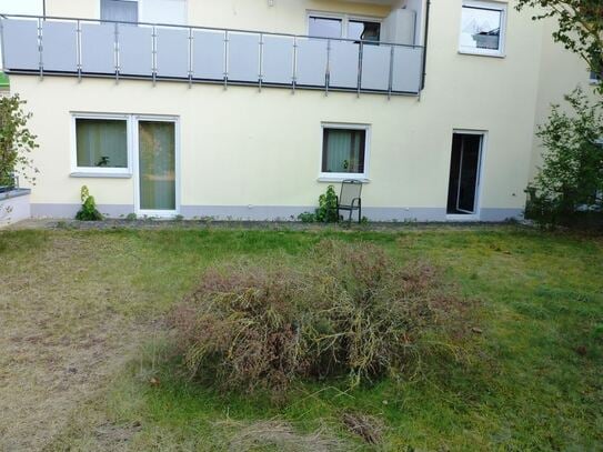 Hübsche 2,5-Zi.-Wohnung im Erdgeschoß mit Terrasse + Gartenanteil in Neunkirchen