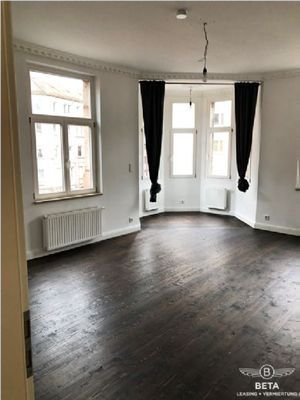 Stillvolle 4,5-Zimmer-Wohnung in zentraler Lage!