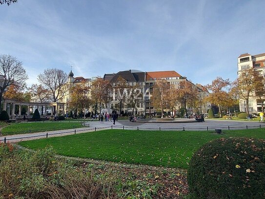 Tolle Altbauwohnung am Viktoria-Luise-Platz direkt zum einziehen