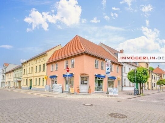 IMMOBERLIN.DE - Historisches, 2006 saniertes Wohn- + Geschäftshaus mit Ausbaupotential im Ortszentrum