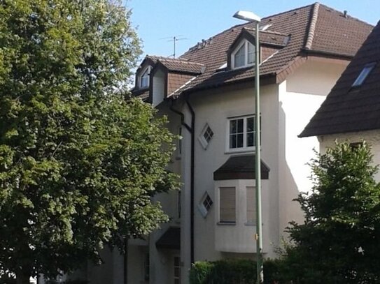 2- Zimmer- Wohnung mit Balkon und Stellplatz, Nähe Oberstadt