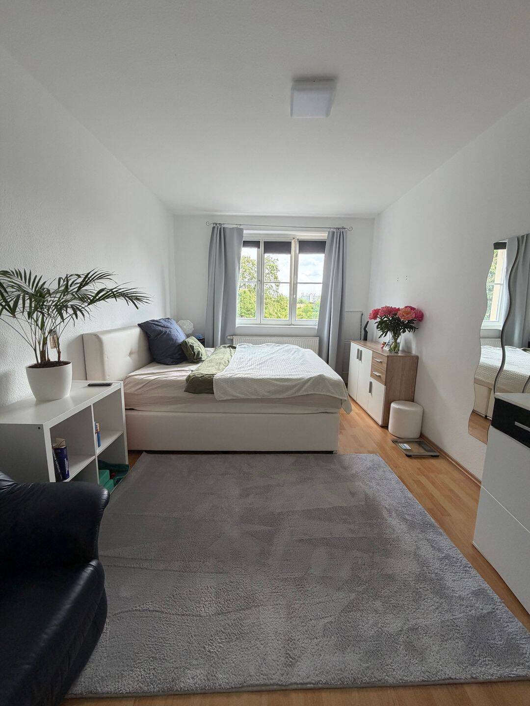 2 Zimmerwohnung 1300 S-Bahn Lichtenberg voll möbliert ab sofort - Photo 1