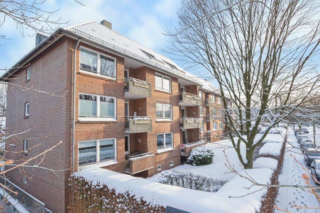 Wohnen Sie ruhig ganz bequem und zentral - Saseler Markt und Saseler Park direkt vor der Tür!