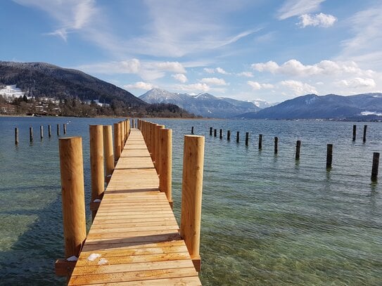 Vermietet: Gmund am Tegernsee: Exclusive Dachgeschoss-Wohnung in Seenähe!