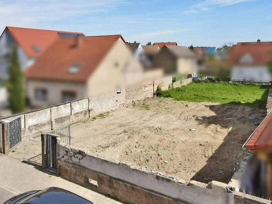 Schönes Grundstück für 2 Häuser mit großem Baufenster