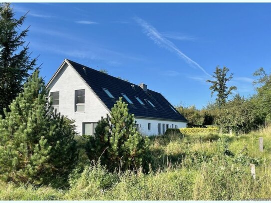 NATUR PUR: Nordisches Landhaus im TOPZUSTAND inmitten 16.000qm traumhaftem Naturgartenareal !