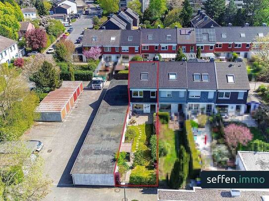 Charmantes Einfamilienhaus mit Garten, Garage und Potenzial in Köln-Lövenich