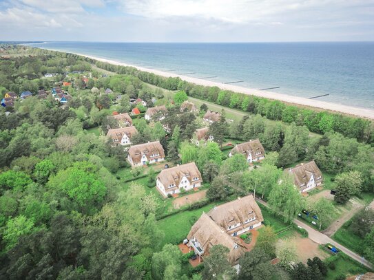 Zwischen Meer und Wald... “Achtern Diek” in Zingst