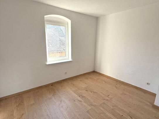 *3-Raumwohnung in Cannewitz bei Grimma sucht SIE*