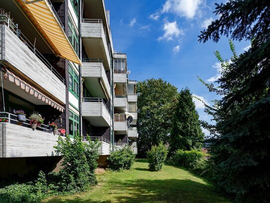 Penthouse-Wohnung mit großem Balkon und wunderschönem Ausblick ins Tal