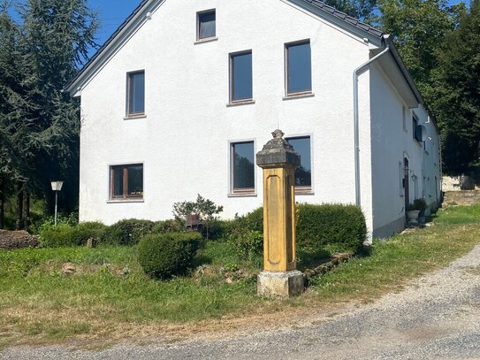 Aussiedlerhof in traumhafter Alleinlage mit großem Grundstück: Wiesen/ Wald/ Teich - Gemünden-Westerburg