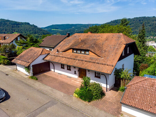 Herrschaftliches Einfamilienhaus mit Einliegerwohnung