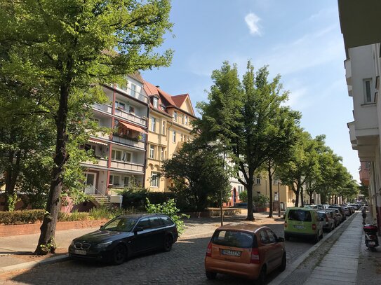 1-RW mit Balkon in der südlichen Innenstadt zu vermieten!