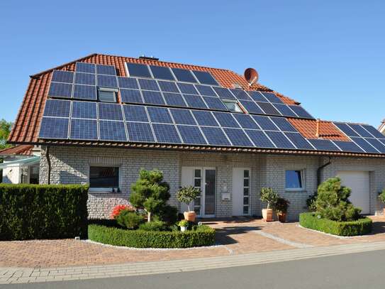 Traumhaftes Mehrgenerationenhaus mit Einliegerwohnung und Panoramablick auf Warburg