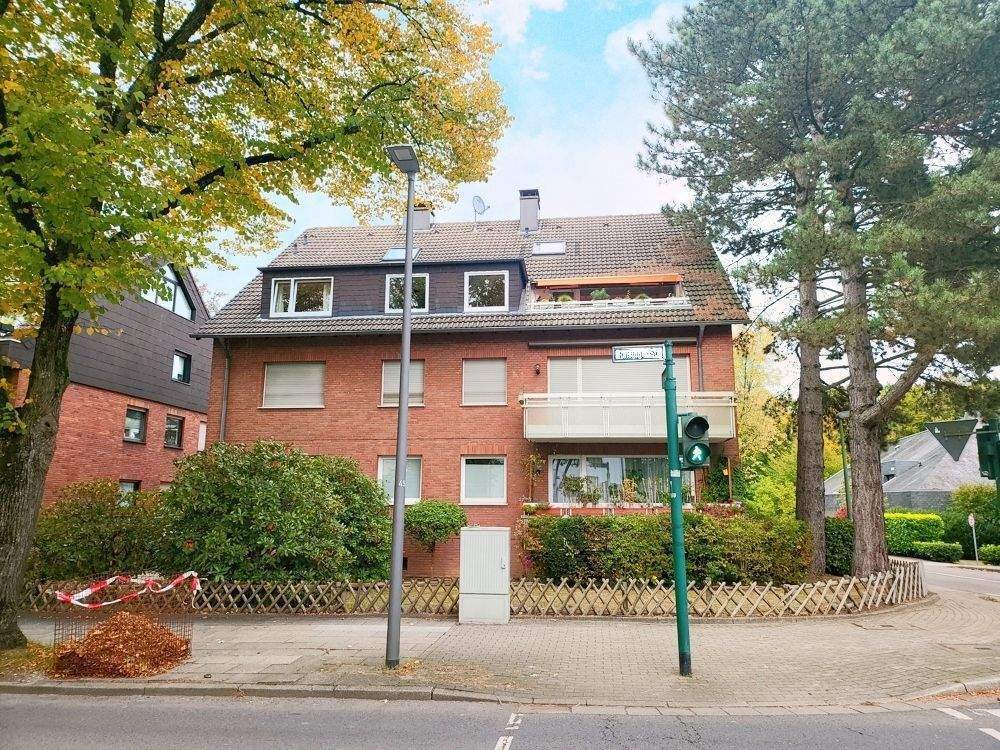 Helle 3-Zimmer-Eigentumswohnung mit Balkon und Doppelgarage in Essen-Stadtwald - Nähe Baldeneysee