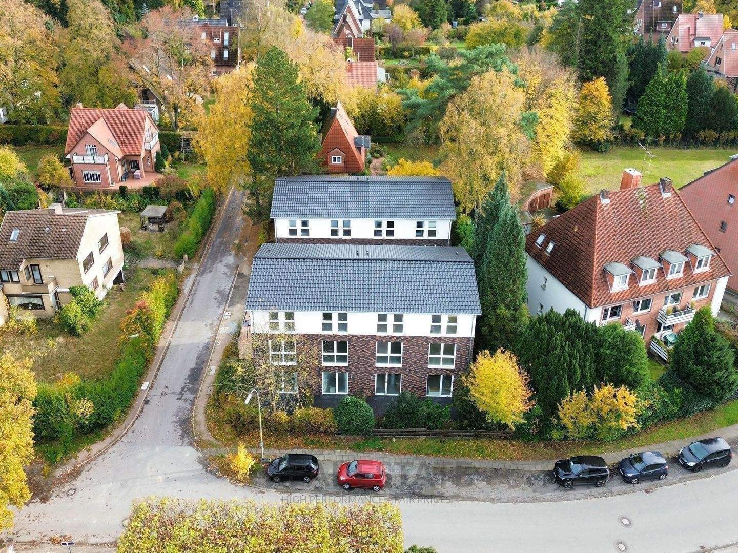 Erstbezug! Stilvolles Reihenhaus in begehrter Lage von Volksdorf