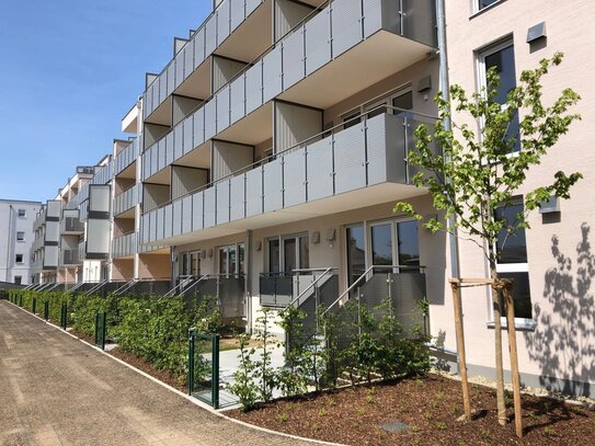 Helles neuwertiges Appartement mit Terrasse und kleinem eigenem Garten - super Lage zur Stadt, zur Uni und zu großen Ar…