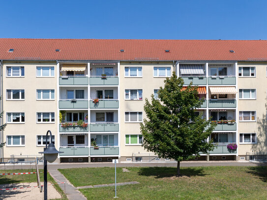 4-Raumwohnung mit Balkon in Dorndorf-Steudnitz zu vermieten