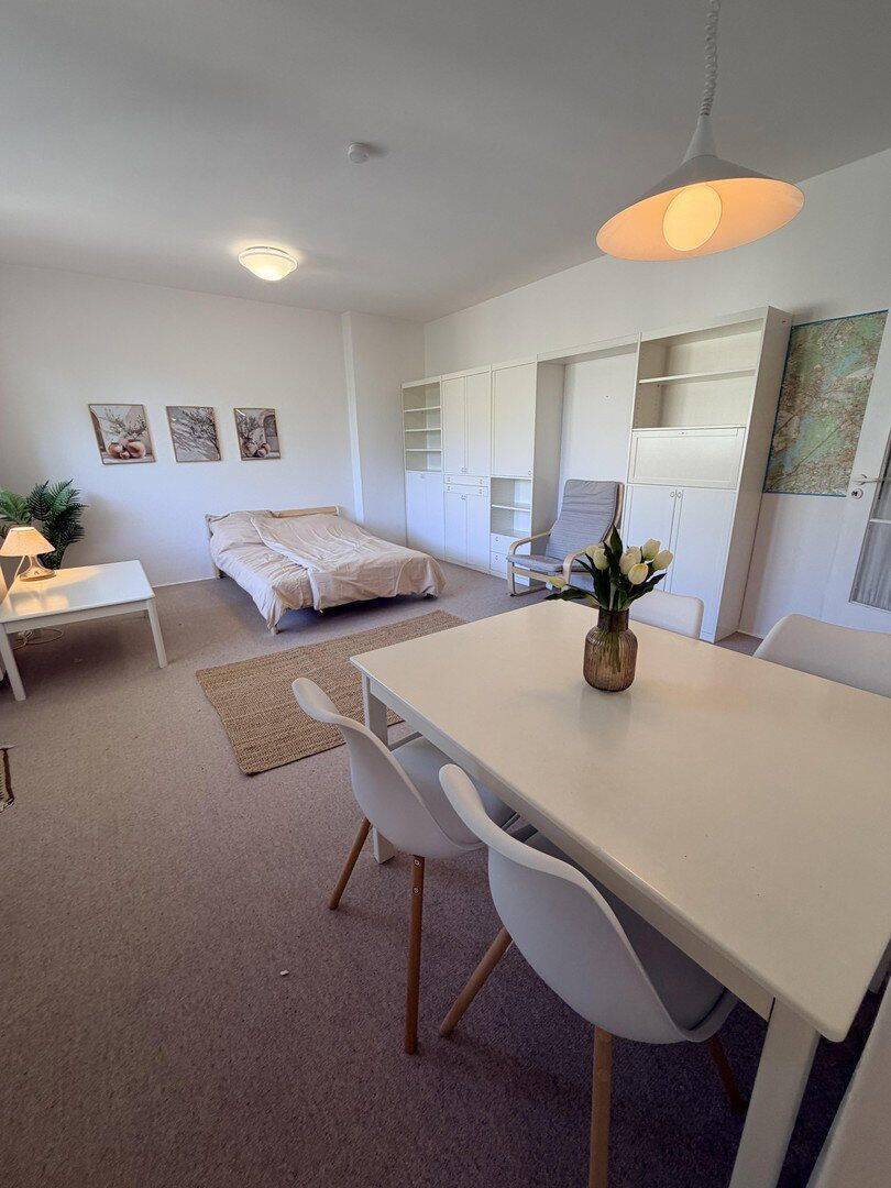 Voll möblierte 1-Zimmer-Wohnung mit Balkon und Aufzug in Berlin-Steglitz - sofort bezugsfertig - Photo 1