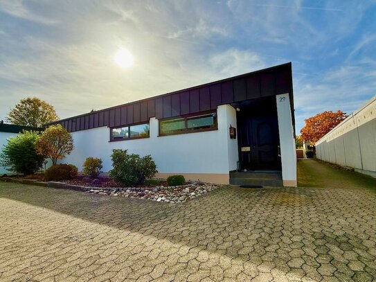 Atrium-Bungalow in ruhiger Lage von Nürnberg