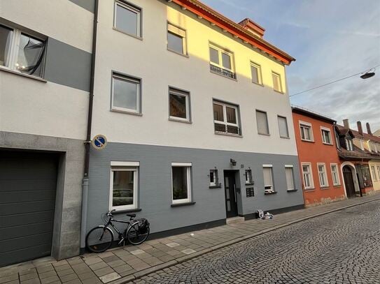 9 Wohneinheiten in zentraler Lage - Mehrparteienhaus in ruhiger Seitenstraße zu verkaufen!