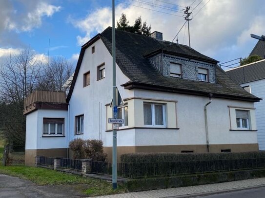 Preisgünstiges Einfamilienhaus sucht neuen Eigentümer mit handwerklichen Fähigkeiten