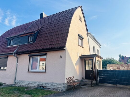 Doppelhaushälfte mit tollem Garten und neuer Heizungsanlage