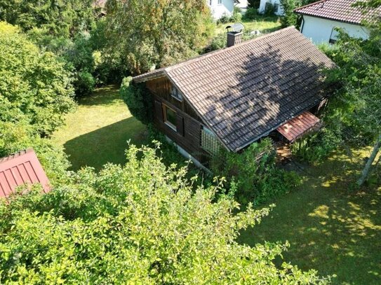 Ferienimmobilie in Sandersdorf, Vollholzhaus auf schönem Südgrundstück mit Schlossblick