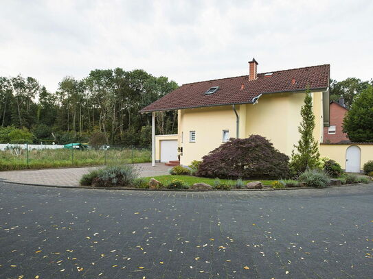 Freistehendes, massives Einfamilienhaus in zentraler und ruhiger Umgebung von Kerpen-Horrem