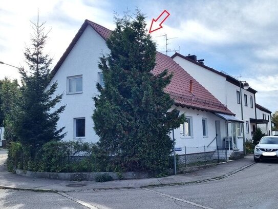 BIETERVERFAHREN! Sanierungsbedürftiges Einfamilienhaus, Bj. 2003, ca. 115 m², kleiner Garten, Garage