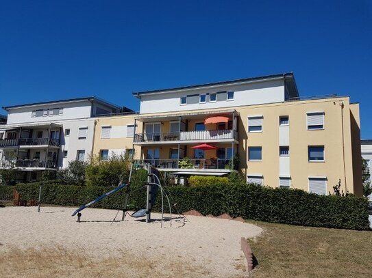 4-Zimmer-Wohnung mit Balkon und EBK in Hanau Wolfgang (Argonnerpark)